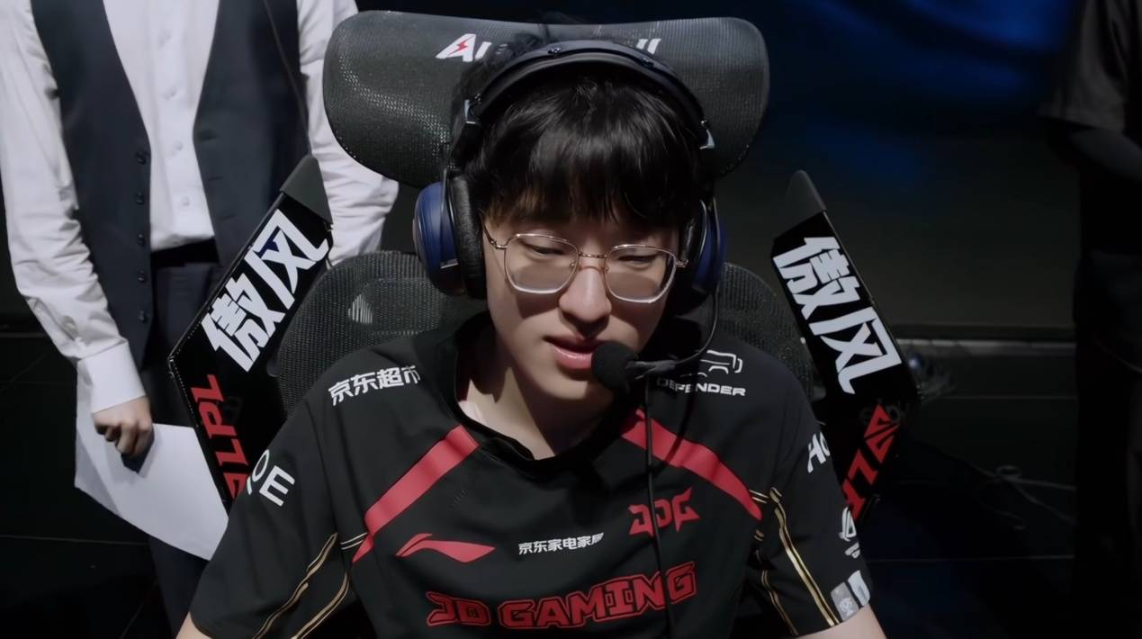 Kaiyun-包含Rookie在加拿大队比赛中比赛规则变更，出色发挥引发热议！热度持续攀升的词条